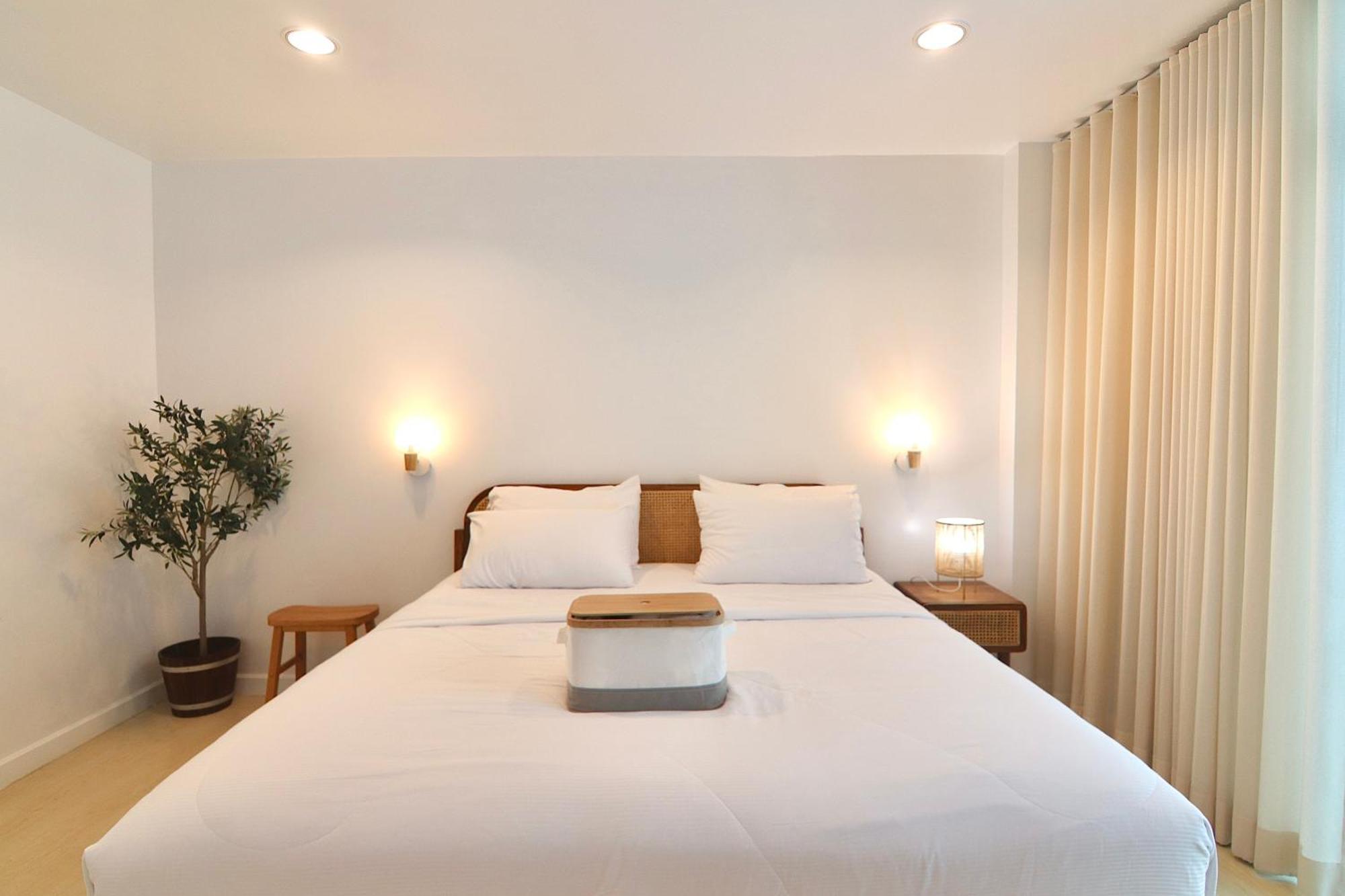 The Beach Bangsaen By Thanthita Next To Wonnapa Beach Free Disney Plus Buitenkant foto