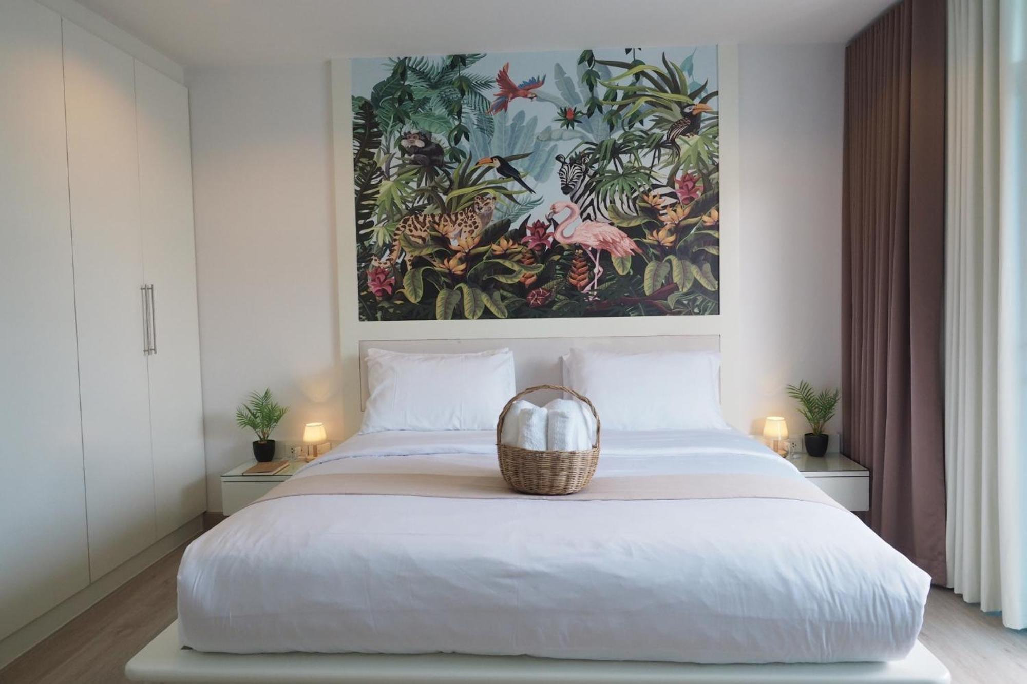 The Beach Bangsaen By Thanthita Next To Wonnapa Beach Free Disney Plus Buitenkant foto